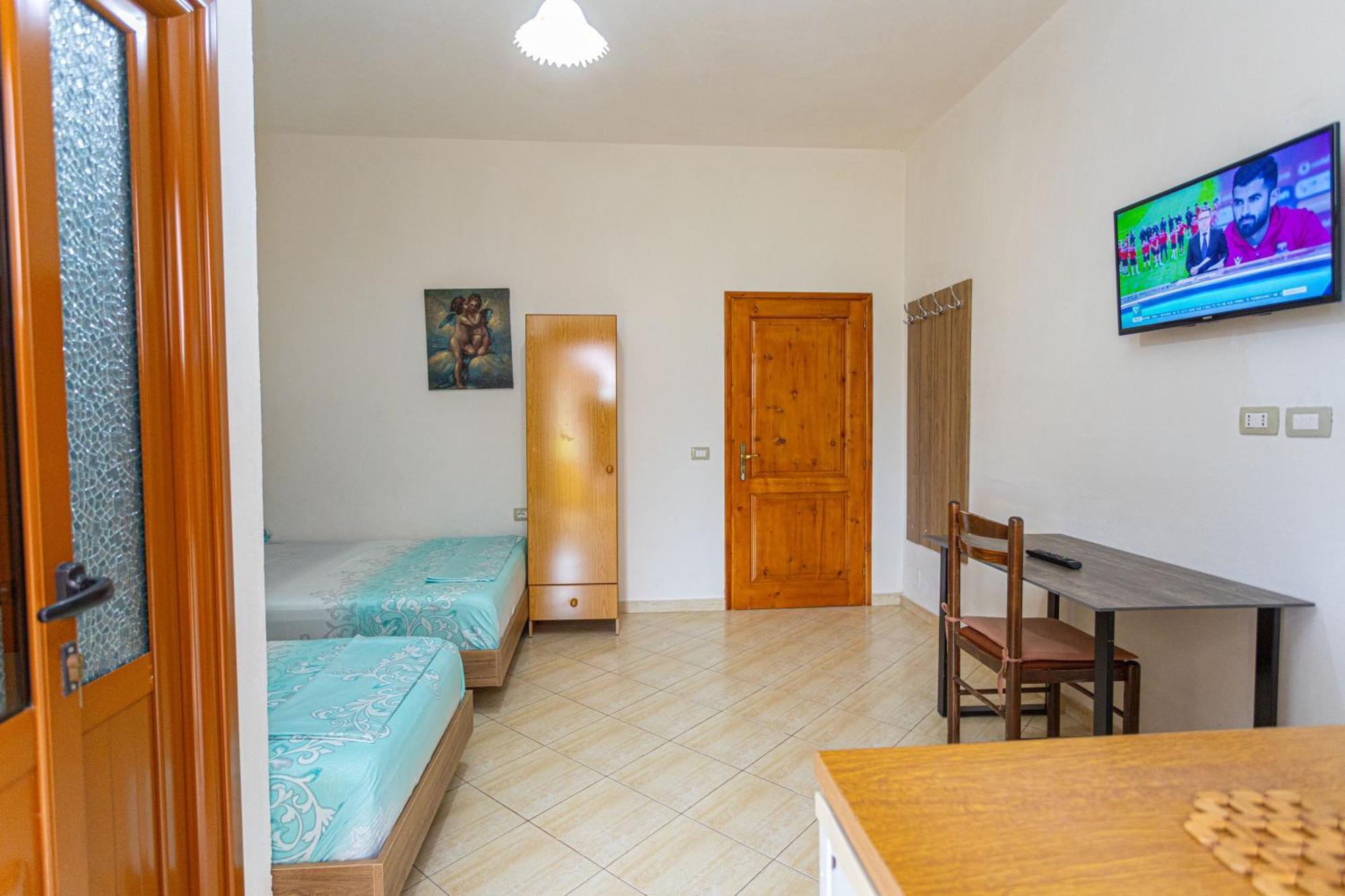 Hotel Olti Vlorë Esterno foto