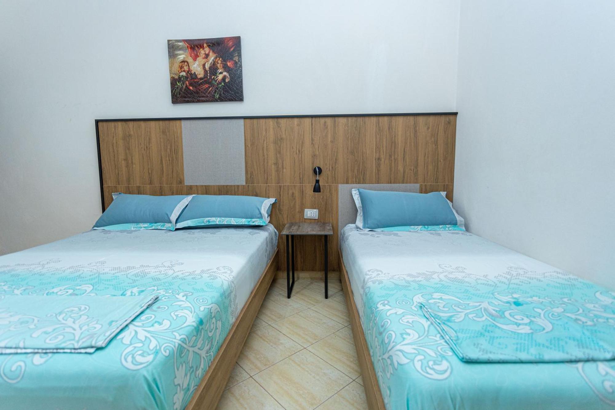 Hotel Olti Vlorë Esterno foto